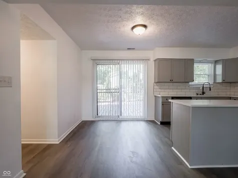 4948 Norcroft Drive Indianapolis IN 46221