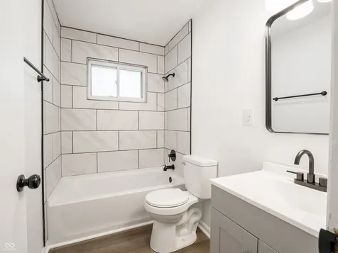 4948 Norcroft Drive Indianapolis IN 46221