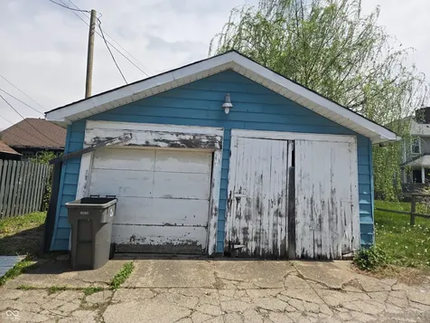 848 N Oxford Street Indianapolis IN 46201