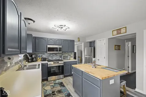 3362 Shore Drive Greenwood IN 46143