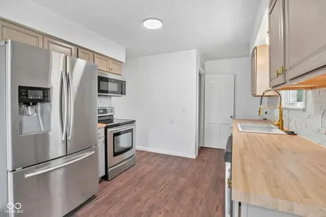 3637 N Lesley Avenue Indianapolis IN 46218
