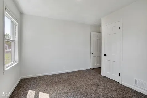 3637 N Lesley Avenue Indianapolis IN 46218