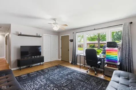 613 E 15th Street Seymour IN 47274