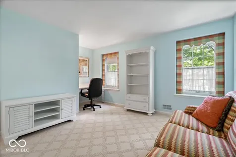 1609 Guildhall Court Indianapolis IN 46260