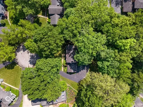 1609 Guildhall Court Indianapolis IN 46260