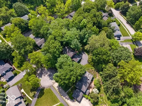 1609 Guildhall Court Indianapolis IN 46260