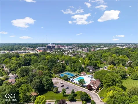 1609 Guildhall Court Indianapolis IN 46260