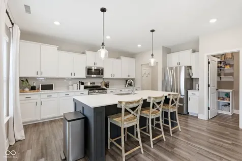 21521 Gisborne Drive Noblesville IN 46062