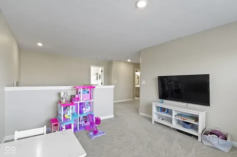 21521 Gisborne Drive Noblesville IN 46062
