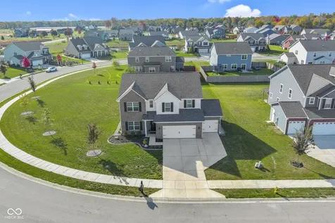 21521 Gisborne Drive Noblesville IN 46062