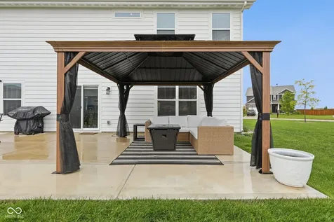 21521 Gisborne Drive Noblesville IN 46062