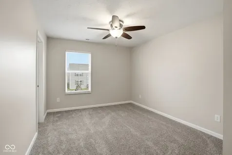 832 Snowberry Run Greenwood IN 46143