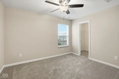 832 Snowberry Run Greenwood IN 46143