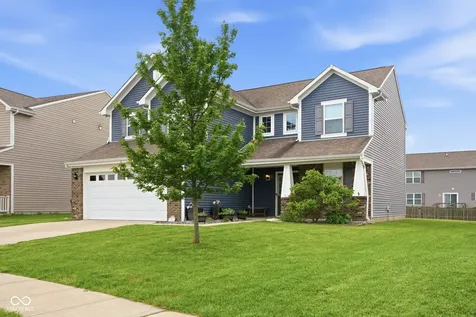 832 Snowberry Run Greenwood IN 46143