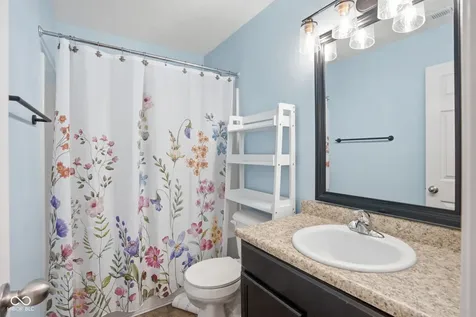 832 Snowberry Run Greenwood IN 46143