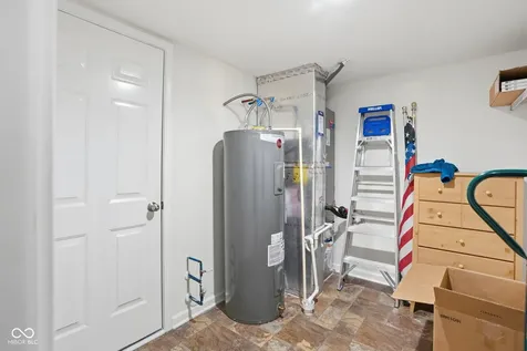 832 Snowberry Run Greenwood IN 46143