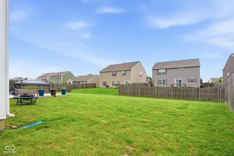 832 Snowberry Run Greenwood IN 46143