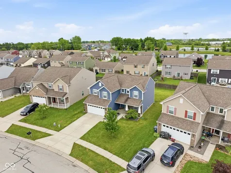 832 Snowberry Run Greenwood IN 46143