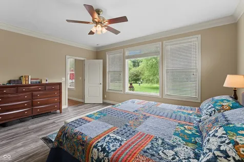 1735 Brookfield Drive Columbus IN 47201
