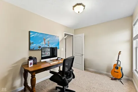 1735 Brookfield Drive Columbus IN 47201