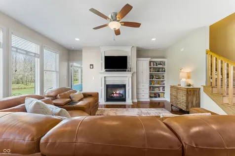 1735 Brookfield Drive Columbus IN 47201