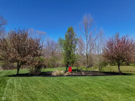 1735 Brookfield Drive Columbus IN 47201