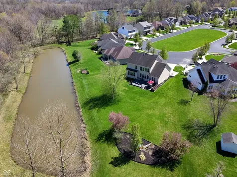 1735 Brookfield Drive Columbus IN 47201