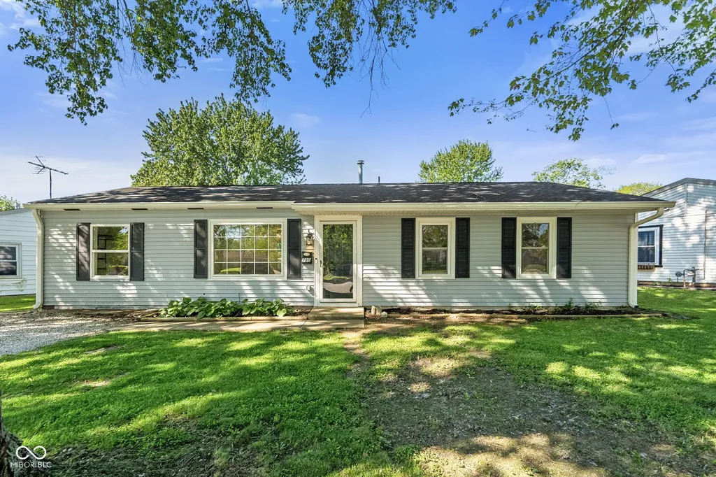780 Maple Lane Mooresville IN 46158
