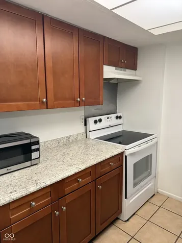 3654 N Newgate Lane Indianapolis IN 46235