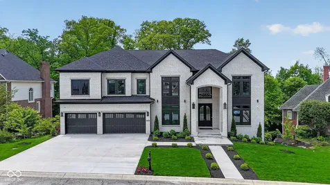 9214 Bluestone Circle Indianapolis IN 46236