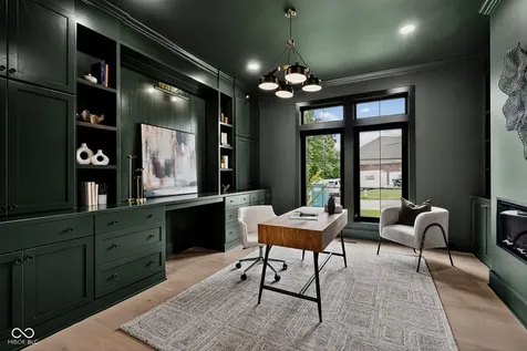 9214 Bluestone Circle Indianapolis IN 46236