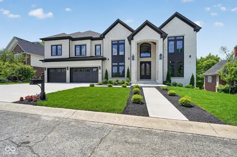 9214 Bluestone Circle Indianapolis IN 46236