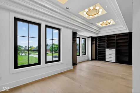 9214 Bluestone Circle Indianapolis IN 46236