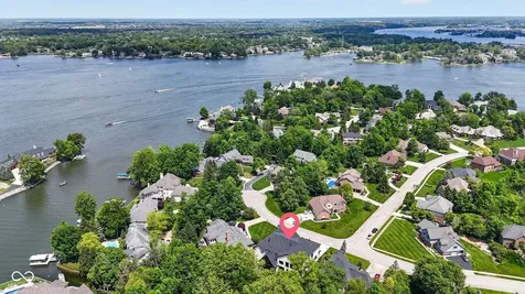 9214 Bluestone Circle Indianapolis IN 46236