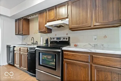 4212 Foxglove Trace Indianapolis IN 46237