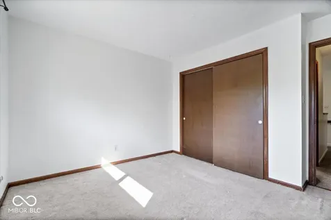 4212 Foxglove Trace Indianapolis IN 46237