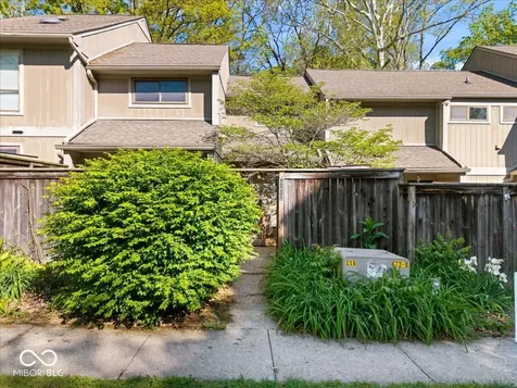 4212 Foxglove Trace Indianapolis IN 46237