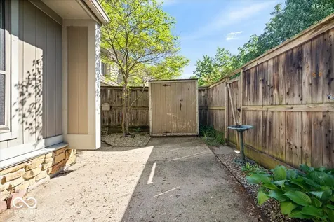 4212 Foxglove Trace Indianapolis IN 46237
