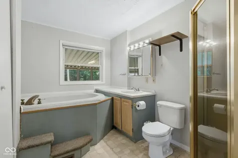2819 E Edgewood Avenue Indianapolis IN 46227