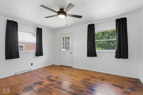 2819 E Edgewood Avenue Indianapolis IN 46227