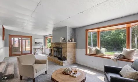 2819 E Edgewood Avenue Indianapolis IN 46227
