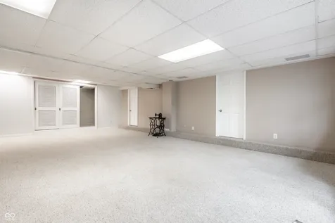 402 Kessler Boulevard West Drive Indianapolis IN 46228