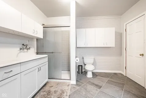 402 Kessler Boulevard West Drive Indianapolis IN 46228