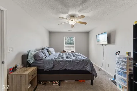 2227 Rolling Hill Court Columbus IN 47201