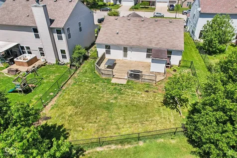 2227 Rolling Hill Court Columbus IN 47201