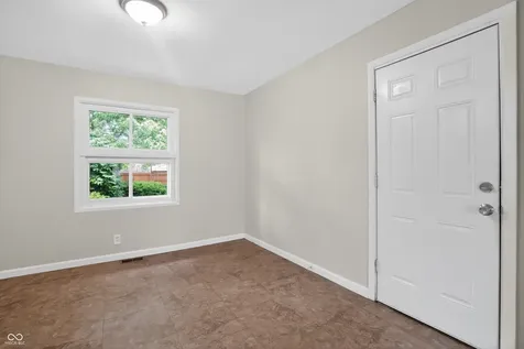 430 N Post Road Indianapolis IN 46219