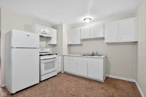 430 N Post Road Indianapolis IN 46219