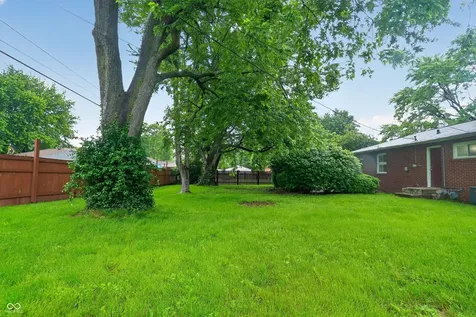 430 N Post Road Indianapolis IN 46219