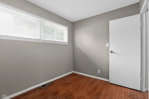 430 N Post Road Indianapolis IN 46219