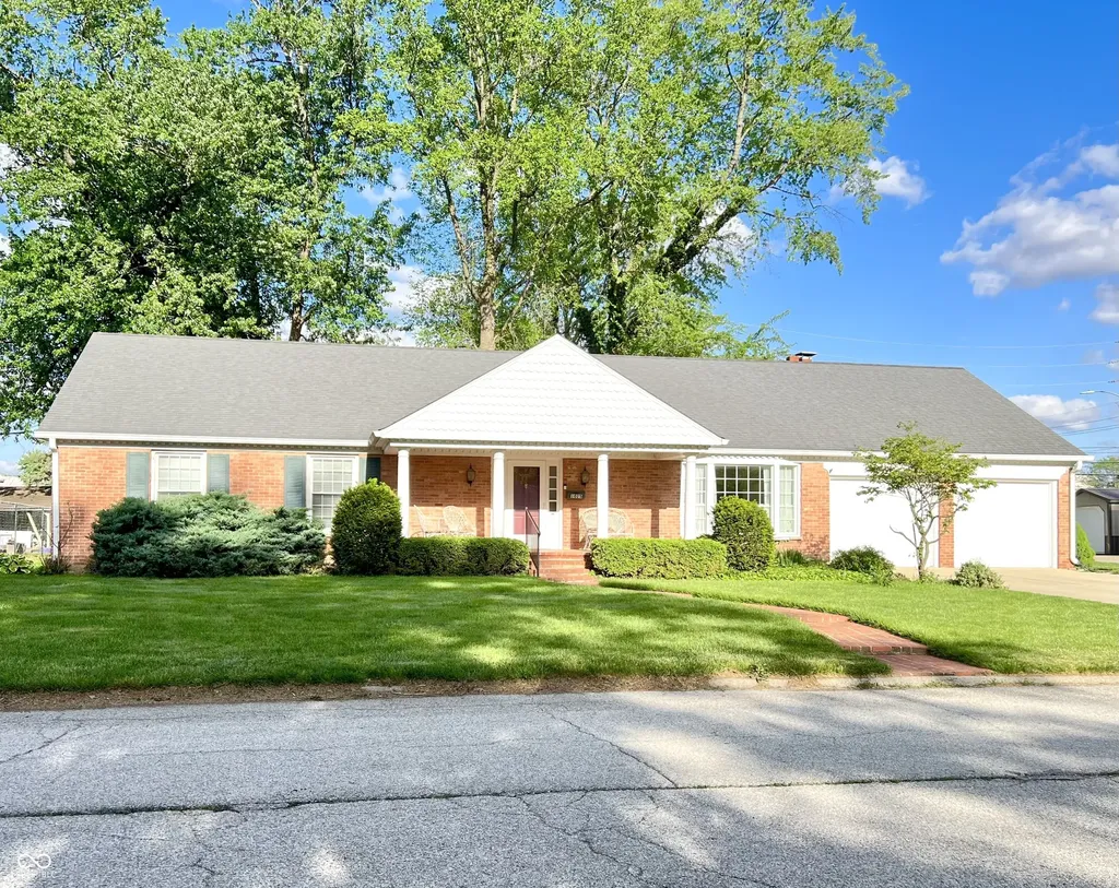 1025 Maple Drive Greenfield IN 46140